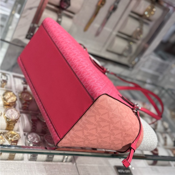 Michael Kors Pink and Cream Tote with Heart Charm - Picture 10 of 16